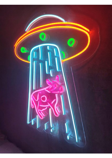 Ufo Inek Neon Tabela Kafe Dükkan Neon LED Dekorasyon Ufo'da Inek Dekoratif Aydınlatma Gece Lambası