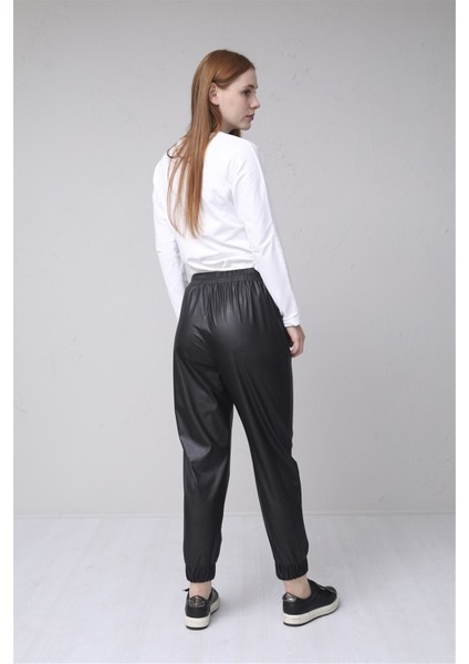 Paçası Lastikli Deri Pantolon modelleri