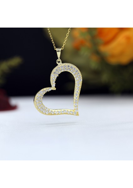 Beyaz Taşlı Asimetrik Kalp Gümüş Kolye modelleri
