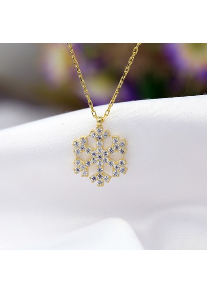 Beyaz Taşlı Minimal Kartanesi Gümüş Kolye modelleri