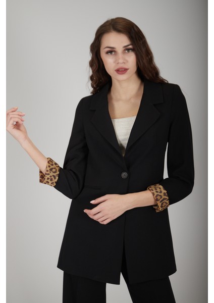 Siyah Leopar Astar Detaylı Krep Blazer Ceket 0105120.01 fırsatları