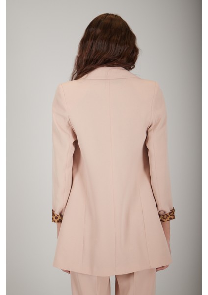 Taş Leopar Astar Detaylı Krep Blazer Ceket 0105120.50 modelleri