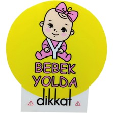 Dikkat Ajans Bebek Yolda Sticker (Kız)