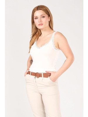 Giyim Dünyası Kadın Dantelli Atlet Ekru