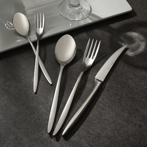 Mamba 84 Parça Çelik Çatal Kaşık Bıçak Seti