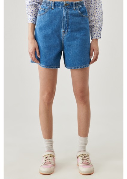 Kadın Stella Regular Fit Rahat Kesim %100 Pamuk 5 Cep Jean Şort