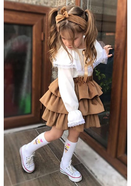 Kız Çocuk Üstü Volanlı Dantel Işlemeli Fırfırlı Taba Etekli Takım modelleri