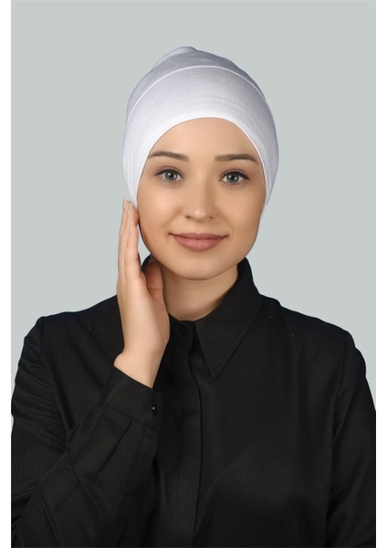 Hazır Pratik Geçmeli Uzun Boru Tesettür Bonesi - Beyaz