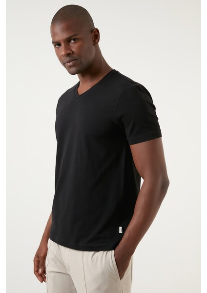Pamuklu Regular Fit V Yaka Basic T Shirt Erkek T Shirt EXXEMODJ000V