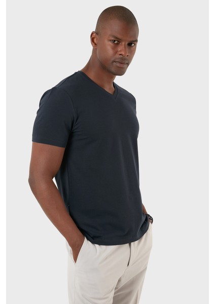 Pamuklu Regular Fit V Yaka Basic T Shirt Erkek T Shirt EXXEMODJ000V fiyatları