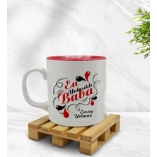 BK Kişiye Özel En Yakışıklı Baba Tasarımlı Içi Kırmızı Renkli Kupa Bardak Model 1