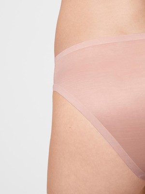 Wolford Sheer Touch Tanga W