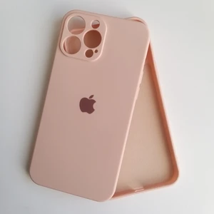 More Gsm iPhone 13 Promax (6.7) Kamera Korumalı Lansman Içi Kadife Silikon Kılıf