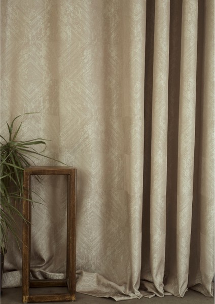 Fon Perde Prizma Desen Açık Bej 1-3 Sık Pile 60 x 260 cm