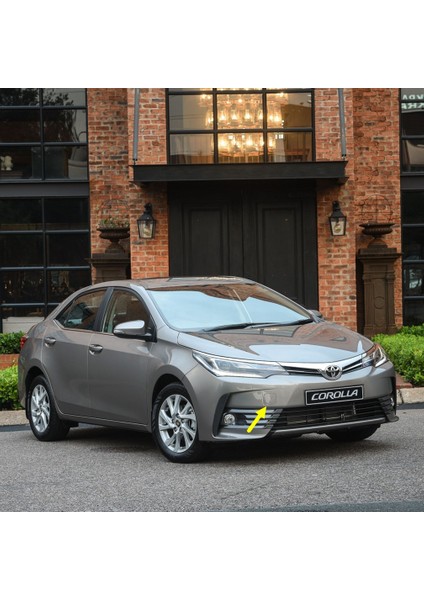 Toyota Corolla 2017-2019 Ön Tampon Sağ Çeki Çekme Demiri Kapağı 5212702930 52127-02930