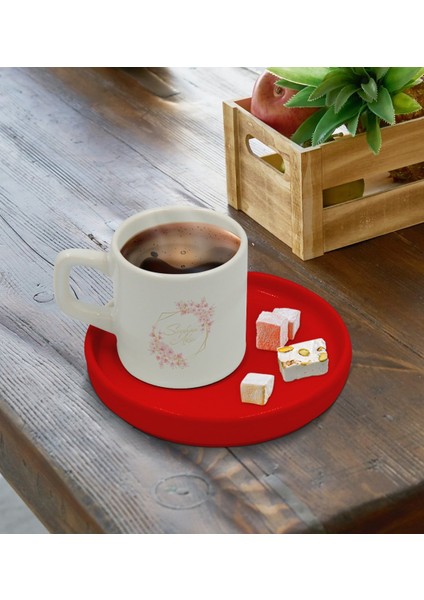 Kişiye Özel Kırmızı Sunum Tabaklı Çiçek Tasarımlı Türk Kahvesi Fincanı Model 6 fırsatları