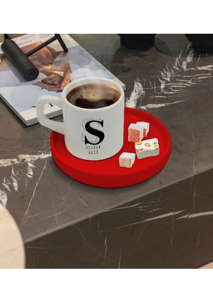 Kişiye Özel Kırmızı Sunum Tabaklı Isimli Türk Kahvesi Fincanı Model 34