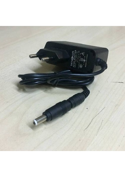 5V 1A Adaptör 5.5x2.5mm 5 Volt 1 Amper 5 V 1 A Standart Uç