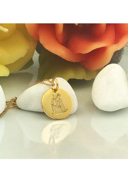 Burçlar Yuvarlak Plaka 3 925 Ayar Gümüş Kolye modelleri