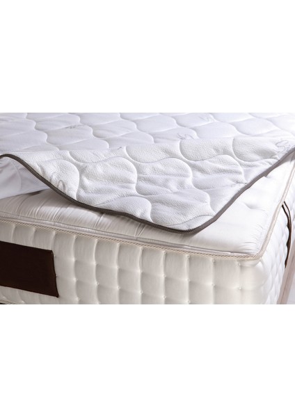 Silver Gümüş Iplikli Kapitoneli Alez