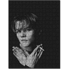 Cakapuzzle Leonardo Di Caprio Elinde Sigara Görsel 120 Parça Puzzle Yapboz Mdf (Ahşap)