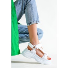 Tatilse Budur Kadın Kaymaz Kalın Tabanlı Beyaz Sandalet