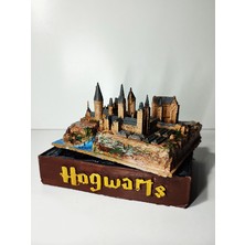 Hogwarts Cadılık ve Büyücülük Okulu - Sırlar Odası Gizli Bölmeli Polyester Obje Biblo