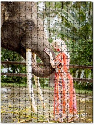 Cakapuzzle Yöresel Kıyafetli Kız ve Dev Dişleriyle Fil 500 Parça Puzzle Yapboz Mdf (Ahşap)