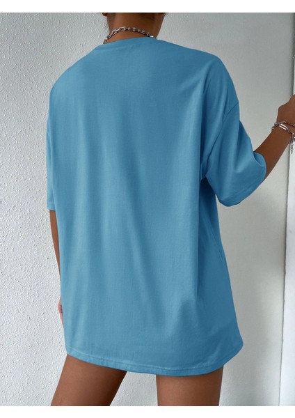 Kadın Çizgili Figür Oversize T-Shirt fiyatları