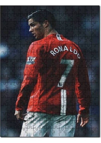 Manchester United 7 Numara Ronaldo 255 Parça Puzzle Yapboz Mdf (Ahşap)