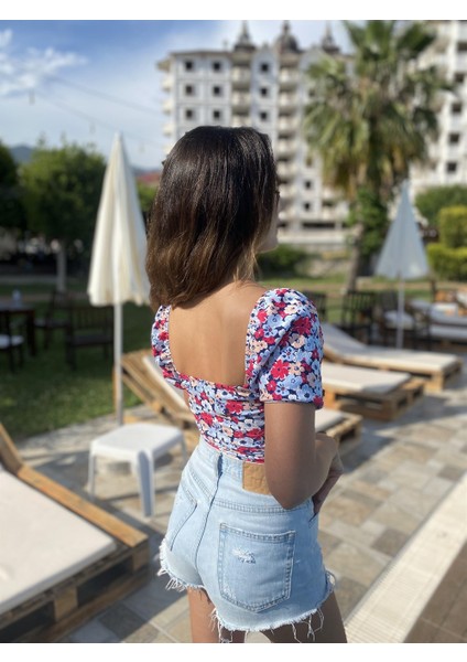 Cored Kabarık Balon Kol Çiçek Desenli Crop Bluz indirimleri