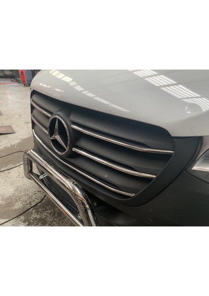 Mercedes Sprinter 2018-2022 W907 Krom Ön Panjur ( Dar ) 5 Prç. Paslanmaz Çelik