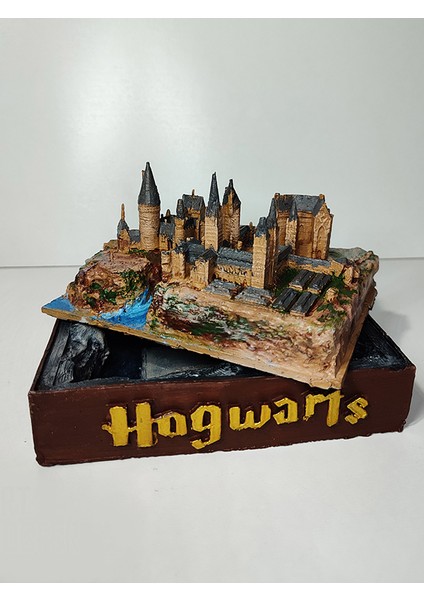 Hogwarts Cadılık ve Büyücülük Okulu - Sırlar Odası Gizli Bölmeli Polyester Obje Biblo