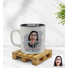 BK Kişiye Özel O Bir Çiçek Karikatürlü Içi Siyah Renkli Kupa Bardak Model 2