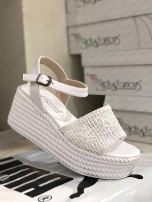 Thulia Dantel Beyaz Topuklu Sandalet Topuklu Yazlık Ayakkabı