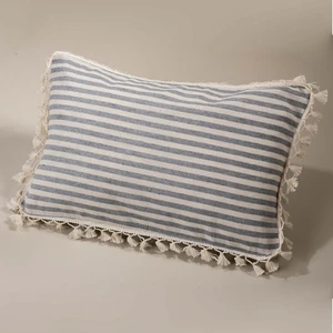 Tekli Özel Tasarım Gri Çizgili Keten Ponponlu Kırlent Yastık Kılıfı 35x55 cm