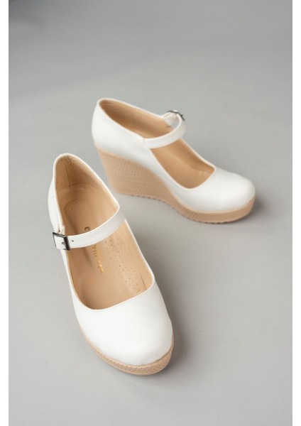 Dolgu Taban Bilekten Tokalı Beyaz Irm Cilt Ayakkabı fırsatları