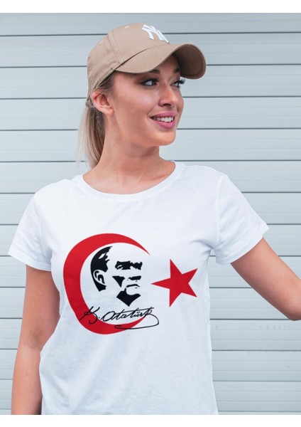 Türk Bayraklı Tişört, Atatürklü Tişört, Türk Bayrağı ve Atatürk Baskılı Tişört, Kırmızı Türk Bayrağı modelleri