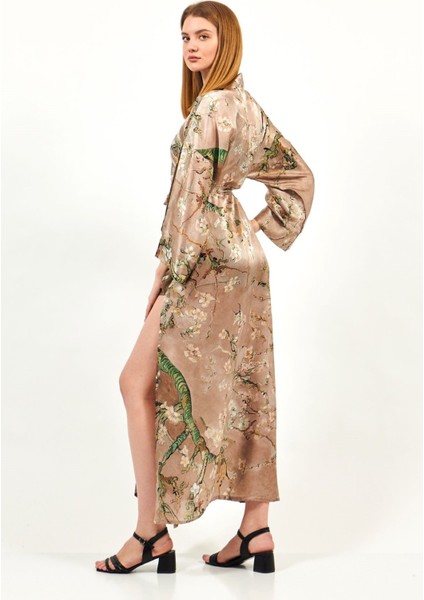 %100 Ipek Kimono Sabahlık Bej Kaftan Almond Blossoms Desenli