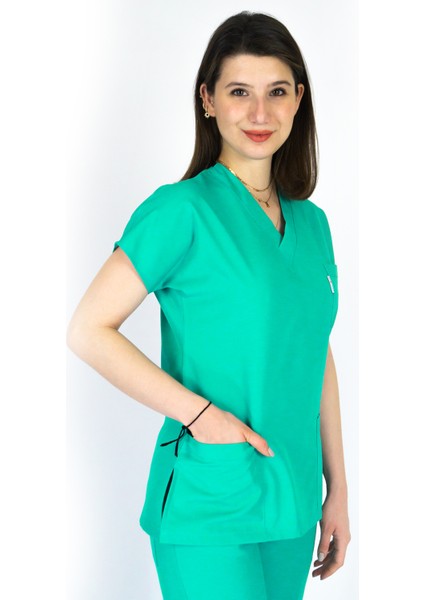 Cerrahi Doktor Hemşire Forması Benetton Yeşili Üst