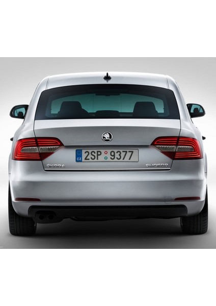 Skoda Superb Mk2 Sedan 2014-2015 Sol Arka Tampon Alt Köşe Reflektörü Yansıtıcı Kedi Gözü 3T9945105