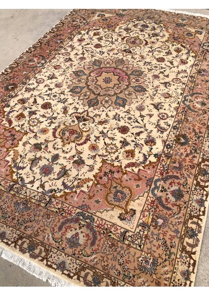 El Dokuma Ipek Yün Iran Tebriz Halı 300X200CM 001