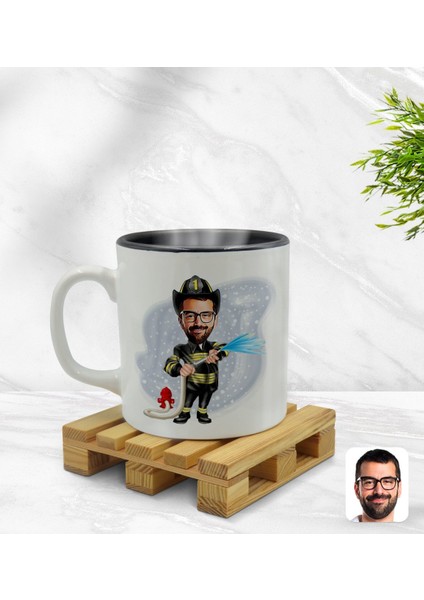 Kişiye Özel Itfaiyeci Karikatürlü Içi Siyah Renkli Kupa Bardak Model 1