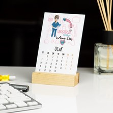 Hediyelen Anestezi Teknikeri Pembe Tasarım Masa Takvimi