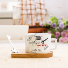 Hediyelen Edebiyat Öğretmenine Hediye Stantlı Fincan