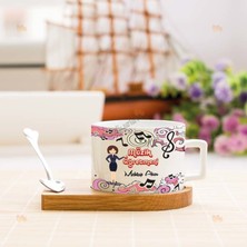 Hediyelen Müzik Öğretmenine Hediye Kırmızı Kadın Figür Stantlı Fincan