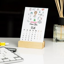 Hediyelen Hemşire Kadın Figür Pembe Tasarım Masa Takvimi