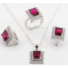 Takıhan  925 Ayar Gümüş Kırmızı Zirkon Kare Taşlı Bayan Set