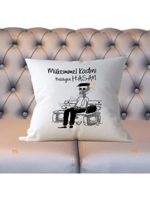 Hediyelen Mükemmel Kadını Bekleyen Erkek Yastık
