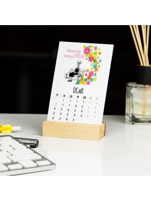 Hediyelen Mükemmel Erkeği Bekleyen Kadın Renki Tasarım Masa Takvimi